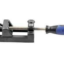 Šroubová svěrka s rukojetí