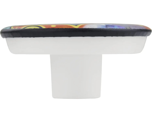 Plastová nábytková knopka se vzorem