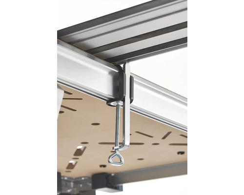 Pracovní stůl se šroubovou svorkou pro upevnění