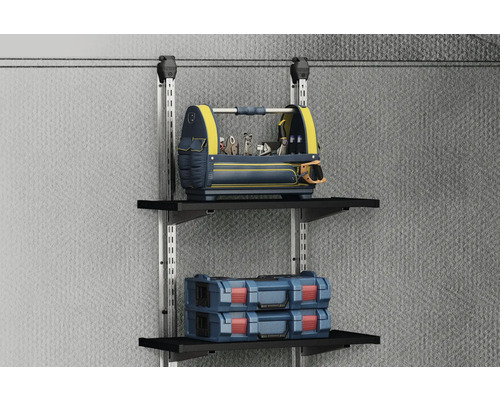 Kufřík na nářadí a boxy na nářadí na regálovém systému pro uspořádání dílny