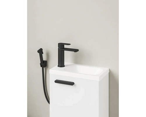 Koupelnové umyvadlo s baterií a bidetovou sprchou