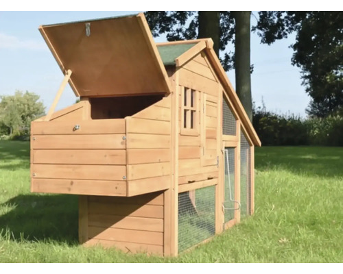 Dřevěný kurník s otevřenou střechou