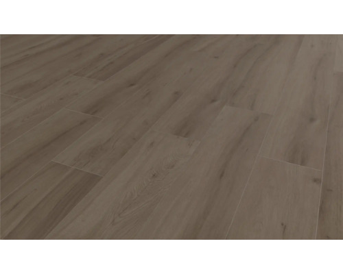 Laminátová podlaha s dřevěným vzhledem