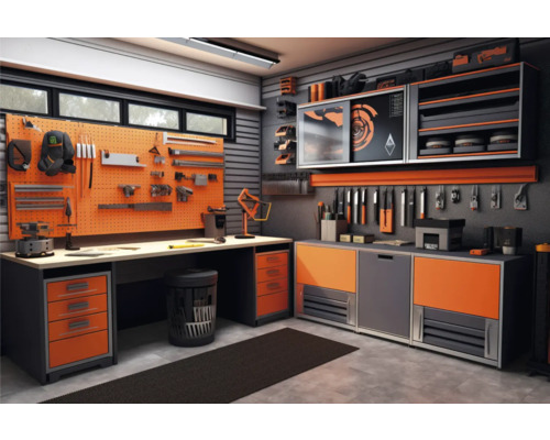 Dílna s ponkem, stěnou na nářadí a úložnými skříněmi pro kutily.