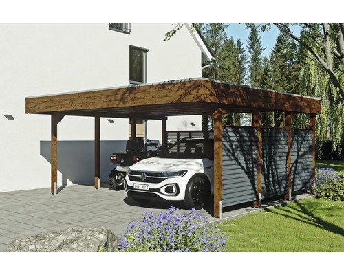 Dřevěný přístřešek pro auto s autem a čtyřkolkou