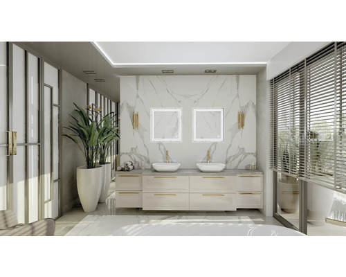 Světlá koupelna s dvojitým umyvadlem, zrcadly s osvětlením a rostlinami