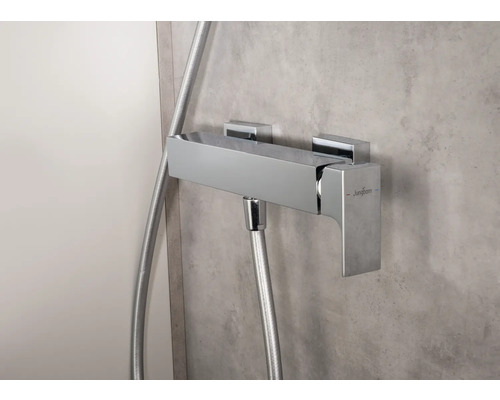 Nástěnná sprchová armatura s sprchovou hadicí