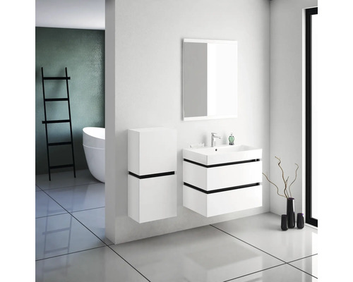 Moderní koupelna s umyvadlem, zrcadlovou skříňkou a vysokou skříňkou