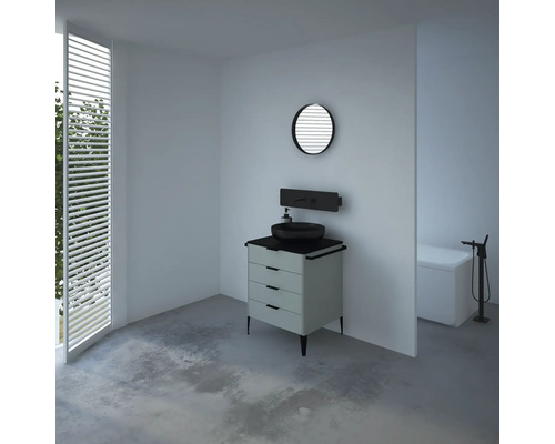 Koupelna s umyvadlem, umyvadlovou mísou a zrcadlem