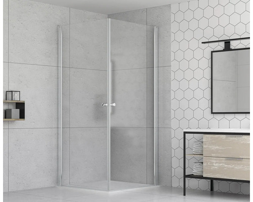 Rohová sprcha s čirými skleněnými stěnami v koupelně