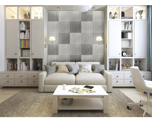 Obývací pokoj s pohovkou, konferenčním stolkem, policemi a čtvercovou tapetou