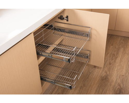 Výsuvná skříňka se dvěma drátěnými košíky pro uložení v kuchyni