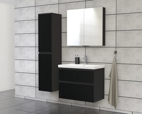 Koupelnový nábytek s umyvadlovou skříňkou, zrcadlovou skříňkou a vysokou skříní