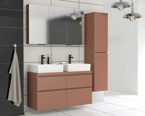 Moderní koupelna s dvojitým umyvadlem, zrcadlovou skříňkou a vysokou skříní