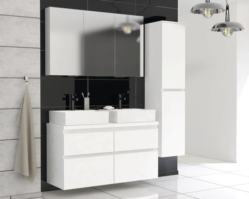 Moderní koupelnový komplet se zrcadlovou skříňkou, skříňkou pod umyvadlo, dvěma umyvadly na desku a vysokou skříňkou