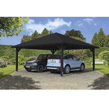 Čtvercový dřevěný carport se dvěma zaparkovanými auty