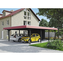 Dvojitý dřevěný přístřešek pro auto se dvěma auty před domem