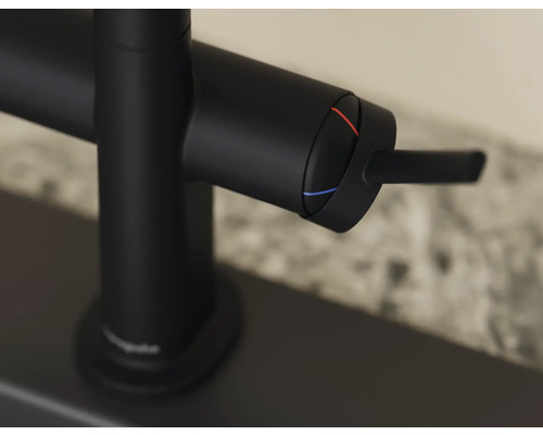 Černá vodovodní baterie s regulátorem teploty