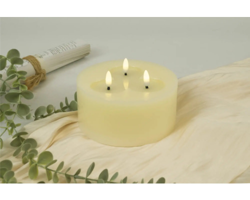 Dekorativní sloupová svíčka se třemi LED plameny na látce