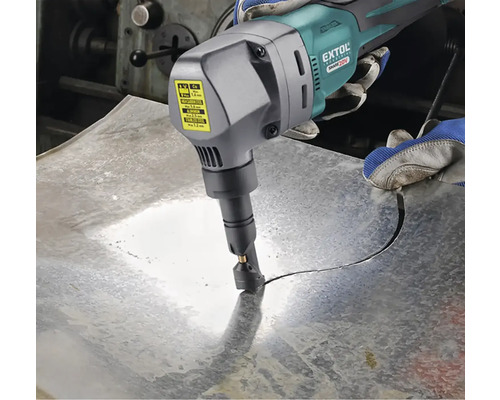 Extol Industrial prostřihovač plechu při řezání kovu