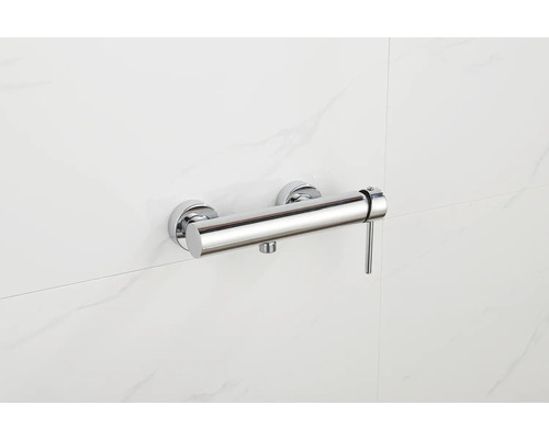 Nástěnná sprchová baterie z kovu