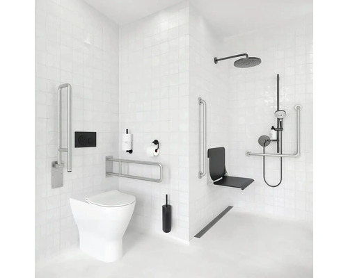 Bezbariérová koupelna s toaletou, sprchou se sedátkem a madly