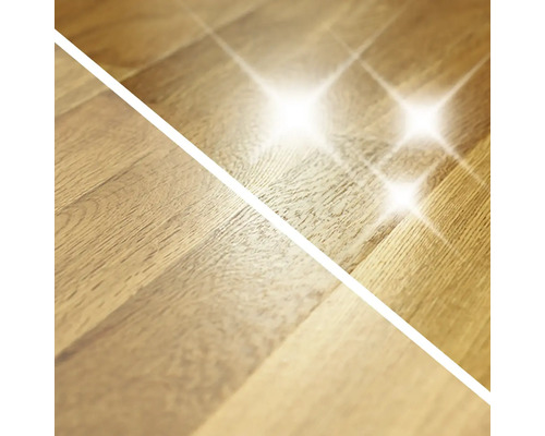 Pohled před a po vyčištění dřevěného povrchu