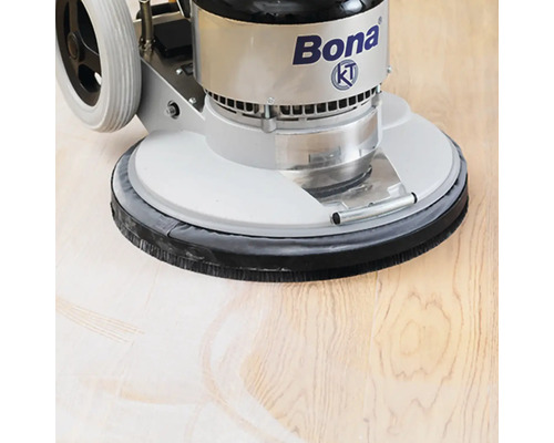 Leštička Bona na dřevěné podlahy v provozu