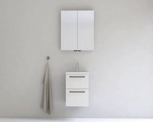 Moderní koupelnový set s zrcadlovou skříňkou, umyvadlovou skříňkou a háčkem na ručníky