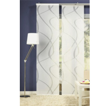 Dekorativní panelový závěs s vlnitým vzorem v obývacím pokoji.