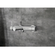 Nástěnná sprchová baterie z kovu do koupelny