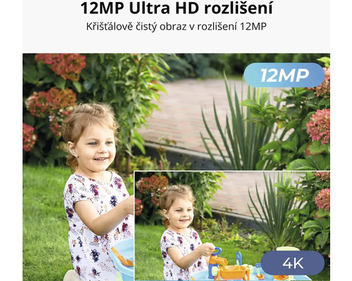 Demonstrace rozlišení 12 megapixelů Ultra HD a 4K s dítětem na zahradě