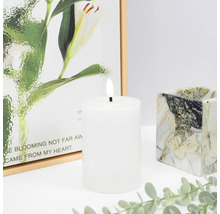 Dekorativní sloupová svíčka s LED plamenem