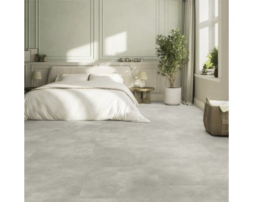 Ložnice s dvoulůžkem a dlažbou