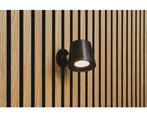 Sonava Light dobíjecí nástěnné světlo kulaté stmívatelné 85 x 75 x 110 mm plastové pouzdro černé včetně senzoru pohybu, montážního materiálu + 1 dálkové ovládání Černé nástěnné svítidlo na stěně s dřevěnými panely