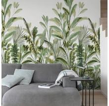 Obývací pokoj s fototapetou s motivy džungle