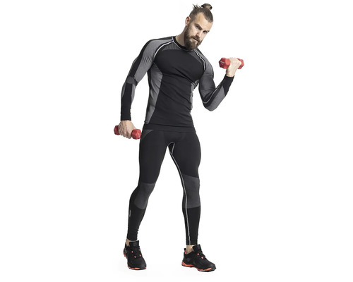 Muž ve sportovním oblečení s činkami