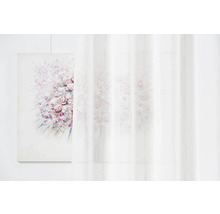 Dekorativní šály s motivem růží a plátěný obraz s květinovým motivem