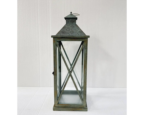 Dekorativní lucerna z kovu a skla