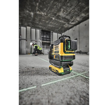 Čárový laser DeWalt se zelenými laserovými liniemi pro vnitřní vyrovnání