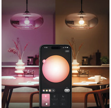 Chytrá lampa s ovládáním pomocí aplikace pro chytré telefony nad jídelním stolem