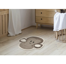 Koberec s motivem opice v dětském pokoji