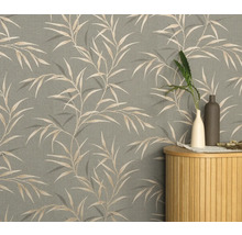 Tapeta se vzorem bambusových listů na zdi