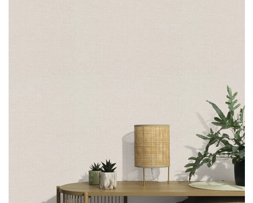 Tapeta v interiéru s rostlinami a lampou