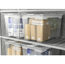 Regál s průhlednými úložnými boxy a víky