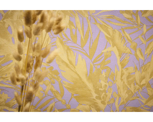 Detail tapety s listovým vzorem