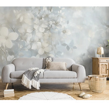 Obývací pokoj s květinovou tapetou, pohovkou a dřevěným nábytkem