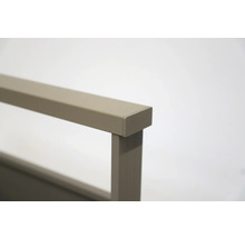 Detail kovového rámu