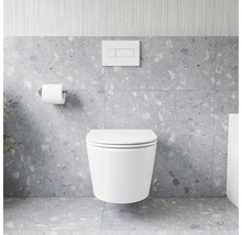 Moderní koupelna se závěsným WC, ovládacím panelem a držákem toaletního papíru