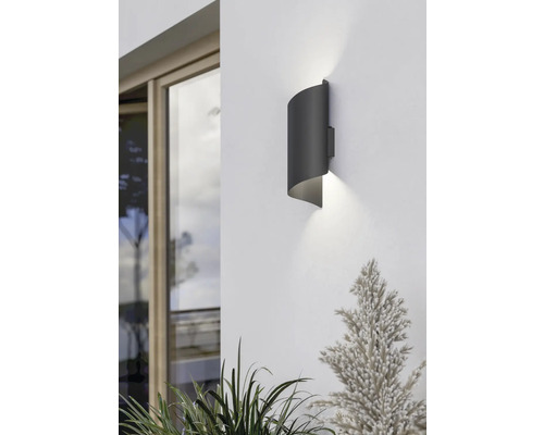 Moderní venkovní nástěnné svítidlo z kovu